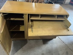 Heywood Wakefield Mid Century Mod. China Cabinet. HTF Platinum Finish Original