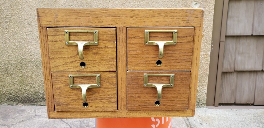 Antique Tiger Oak 4-Drawer 3″ x 5″ Card Catalog Library File Cabinet