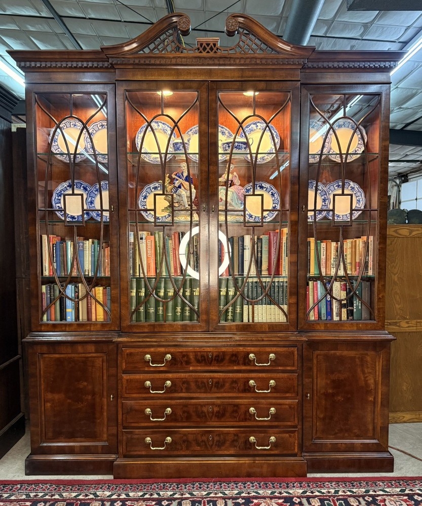 Vintage Henredon Aston Court Large 91″ Tall Mahogany Breakfront Bookcase Cabinet