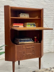 Mid Century Modern Rosewood Corner Bookcase / Bar Cabinet, Made in Denmark 1960s