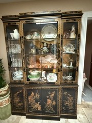 Vintage Drexel Heritage Asian Chinoiserie Black China Cabinet Curio Storage