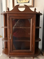 Vtg Glass Front Classy Wooden Table Curio Wall Hanging Curio Cabinet Decorative