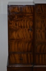 FINE VINTAGE WARING & GILLOWS LTD FULLY STAMPED FLAMED MAHOGANY DRINKS CABINET