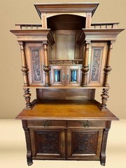 19th Century French Style Oak Hutch Cabinet Excellent Condition