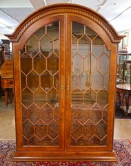 Gorgeous Italian Made Burl Wood China Display Cabinet Attributed to Giemme
