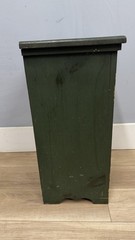 Beautiful Vintage Hand-Painted Laquered Wooden Tabletop Curio Cabinet 14”