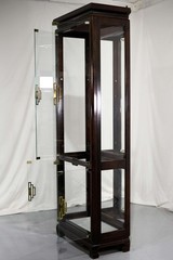 1970s Chinoiserie Lighted Century-Inspired Display Cabinet by Pulaski Furniture