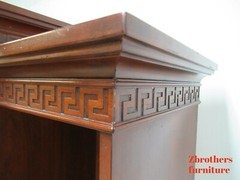 Lineage By Drexel Heritage Neo Classical Breakfront Hutch China Cabinet Display