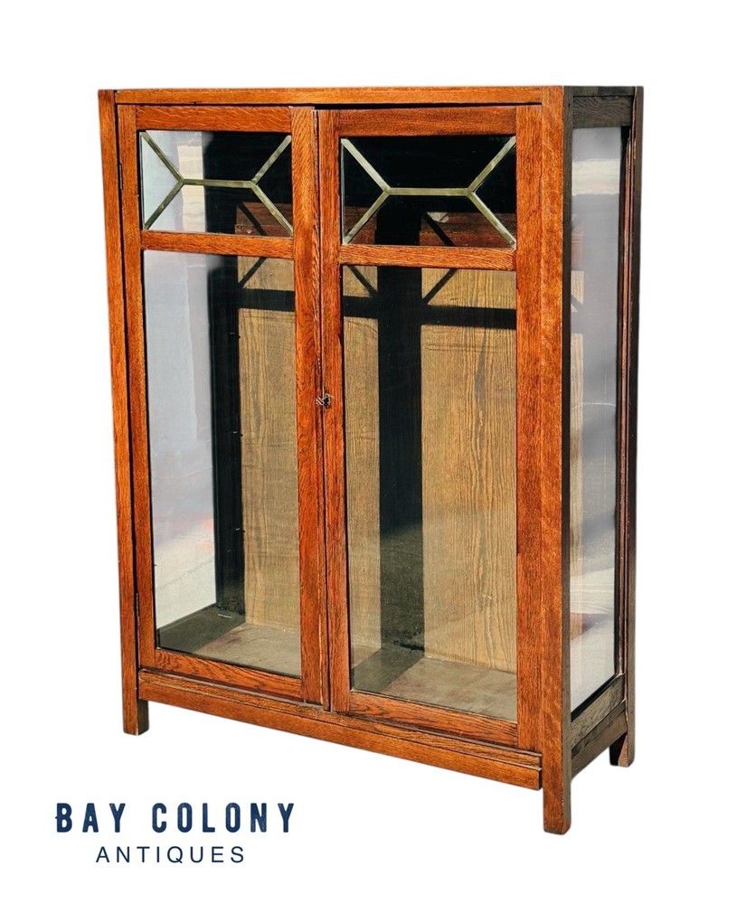 Antique Arts & Crafts Mission Oak Double Door China Cabinet with Leaded Panels