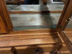 Two-piece oak china cabinet / hutch