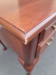 BASSETT FURNITURE QUEEN ANNE DESK CHERRY MAHOGANY 54″×24″×30″