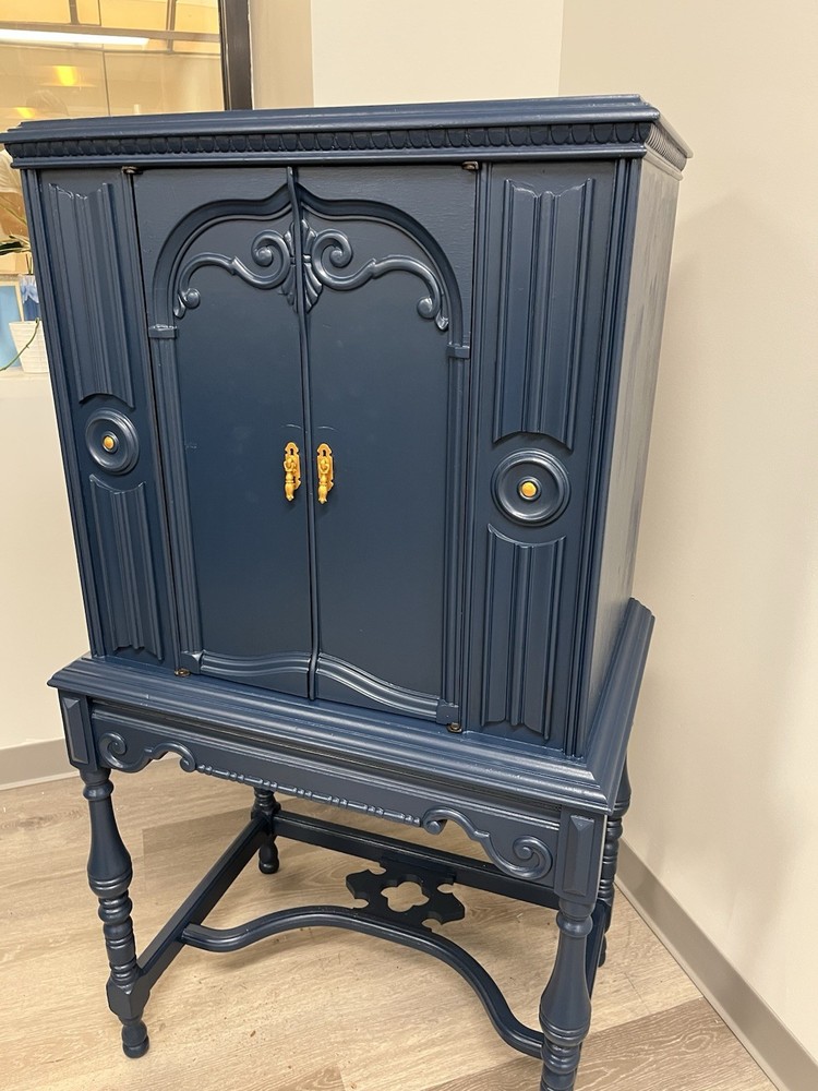 1930’s Antique Majestic Radio Cabinet Reclaimed VERY COOL
