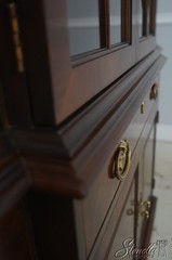 72770: HENREDON 4 Door Mahogany China Curio Cabinet