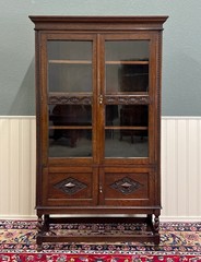 Antique English Bookcase Bookshelf Cabinet Double Door Barley Twist Oak c.1930s