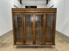 Vintage Mid Century Modern China Hutch