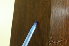 F53610: HENKEL HARRIS Mahogany Corner Cabinet w. Seeded Glass
