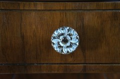 Antique Victorian Walnut Gentleman’s Chest of Drawers Cabinet Console 35″