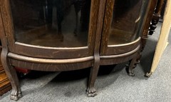 VICTORIAN BOWED GLASS OAK CORNER CHINA CABINET