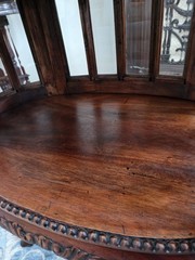 Vtg Oval Vitrine Display Cabinet Queen Anne Style Solid Mahogany Beveled Glass