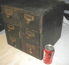 ANTIQUE HOME WOOD CARD FILE CABINET BRASS PLAQUE FOOD RECIPE STORAGE DRAW HOLDER