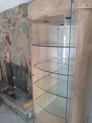 Drexel USA Heritage Insignia Illuminated Burl Maple/Glass Display Unit Cabinet