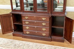 Vintage American Drew Mirrored Back Lighted Breakfront China Cabinet