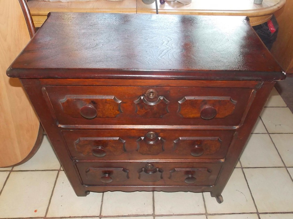 Solid Walnut Washstand / Cabinet (DR10)