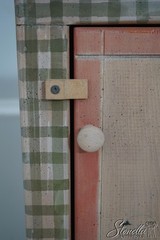 LF60995: Country Style Hand Painted 2 Door Cupboard Cabinet