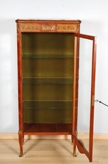 Transition style display case in Linke’s taste, violet wood, circa 1880