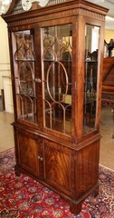 Henredon Rittenhouse Square Flame Mahogany Regency Style Curio China Cabinet