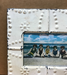 VTG Shabby 11″ Sq. 5×7 Photo Tin Ceiling Metal White Picture Frame Old 386-26B