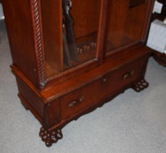 Antique Oak Gun Cabinet – original finish