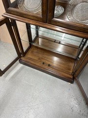 66438 Maple American Furniture Curio China Cabinet