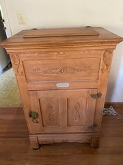 VICTORIAN OAK FLORAL CARVED ICE CHEST WITH ZINC LINING & PHOENIX HEAD HARDWARE