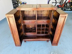 Beautiful Vintage Mid Century Dark Walnut Wood Beverage Dry Bar Cabinet