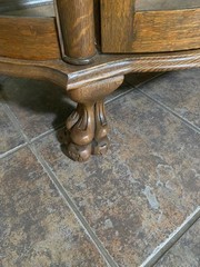 Fine Carved Tiger Oak Lion Feet & Head Curved Glass China Cabinet c1880s