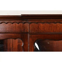 Baker Furniture Style Georgian Mahogany Bubble Glass Breakfront Bookcase Cabinet