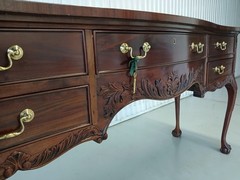Elegant Chippendale Style Mahogany Sideboard Server Williamsburg Style with Key