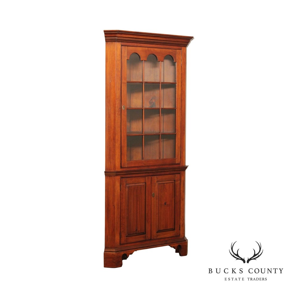Early American Style Custom Quality Pine Farmhouse Corner Cabinet