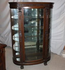 Antique quarter sawn Oak China Cabinet – original finish
