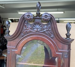 VICTORIAN BEVELED DOOR MAHOGANY CHIPPENDALE CORNER CHINA CABINET