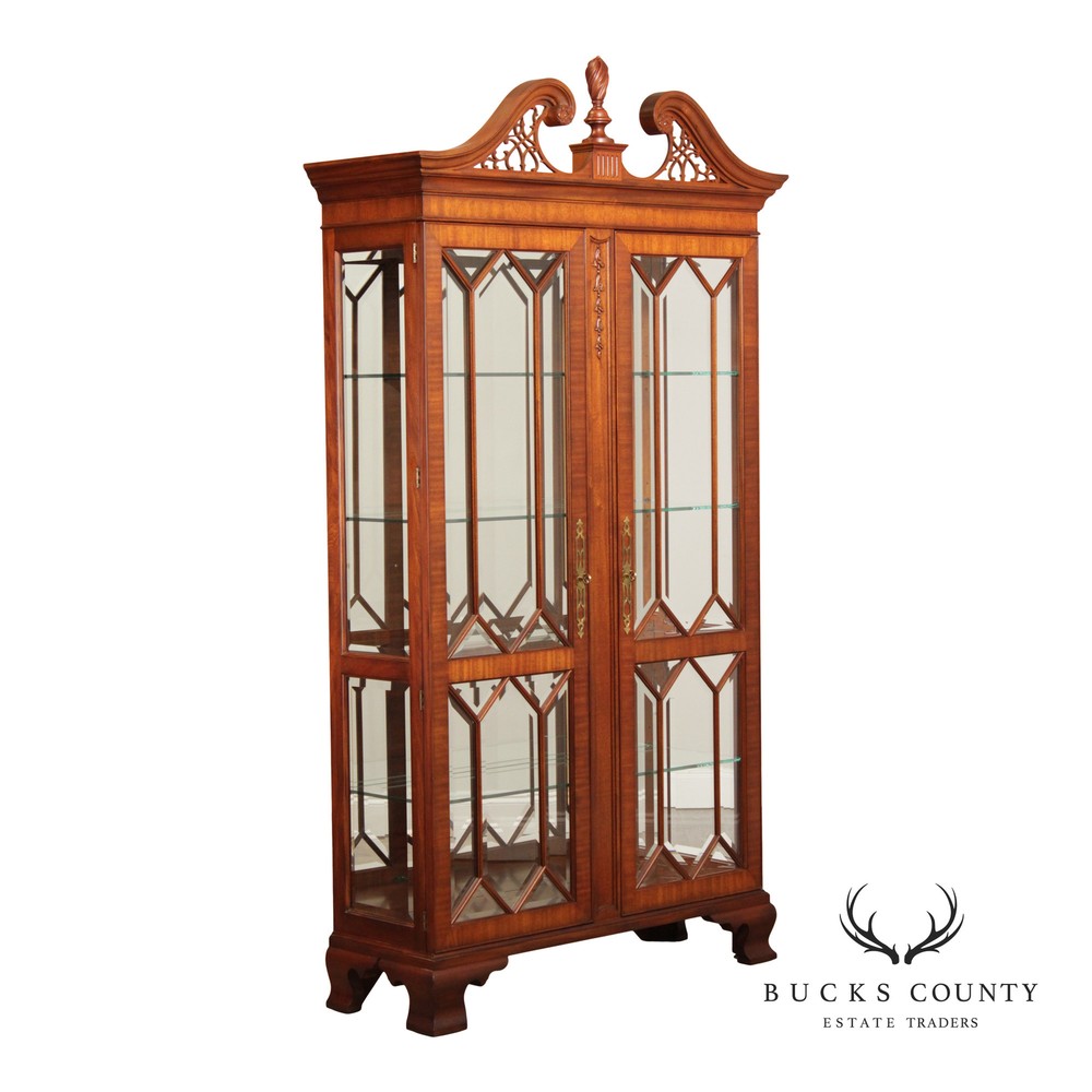 Henkel Harris Georgian Style Mahogany Display Case Cabinet
