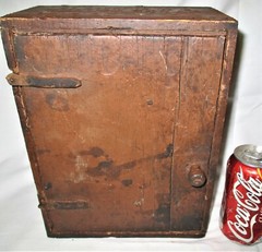 ANTIQUE COUNTRY PRIMITIVE KIMBALLS STOVE POLISH MA USA WOOD BOX CABINET CUPBOARD