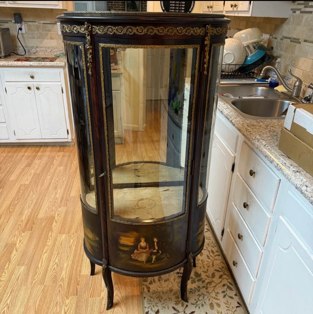 Antique Rounded Curio Cabinet Vernis Martin Style