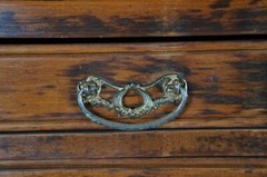 Antique American Victorian Oak Stepback Hutch Display China Cabinet Bookcase 85″