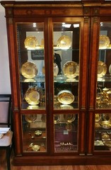 John Widdicomb Furniture 5588 China Cabinet