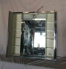 Mid Century Recessed Double Door Shadow Box Medicine Cabinet Mirror Old 1950-24B
