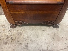 Oak Hall Seat