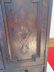 ANTIQUE 1800’s ENGLISH OAK CABINET APOTHECARY TOBACCO CUPBOARD – Local Pickup NC