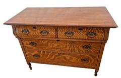 Antique American Quarter-Sawn White Oak Dresser, Chest of Drawers, Buffet